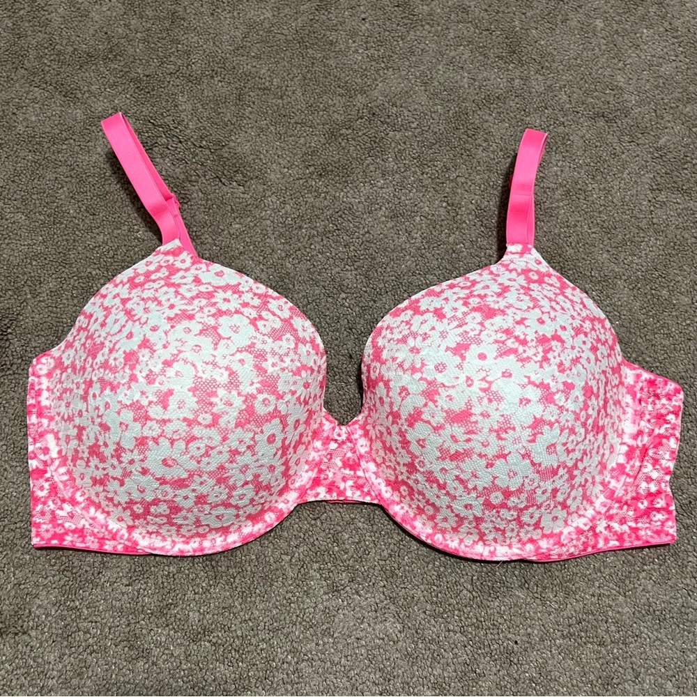 Victoria’s Secret PINK Wear Everywhere Lace Lightly Lined Bra